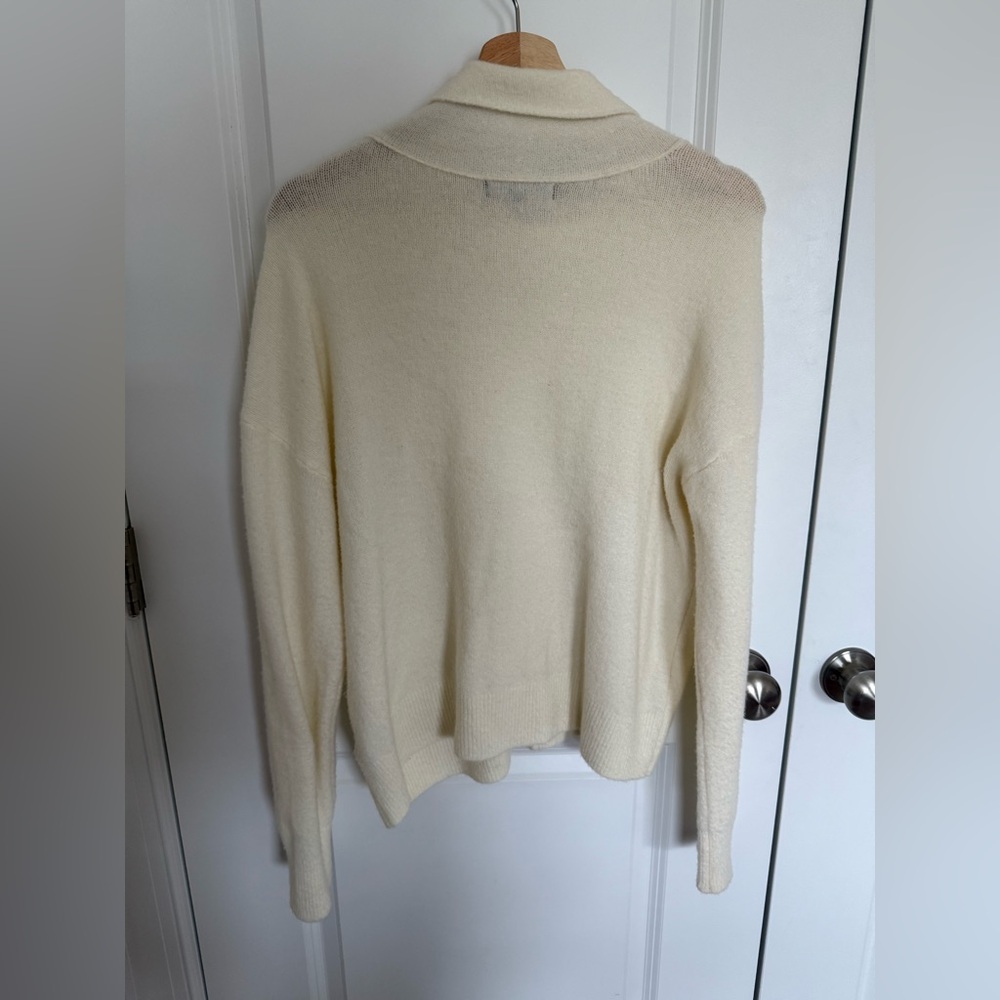 Banana Republic Funnel Neck Cozy Cream Turtleneck Sweater Size L - Picture 6 of 8